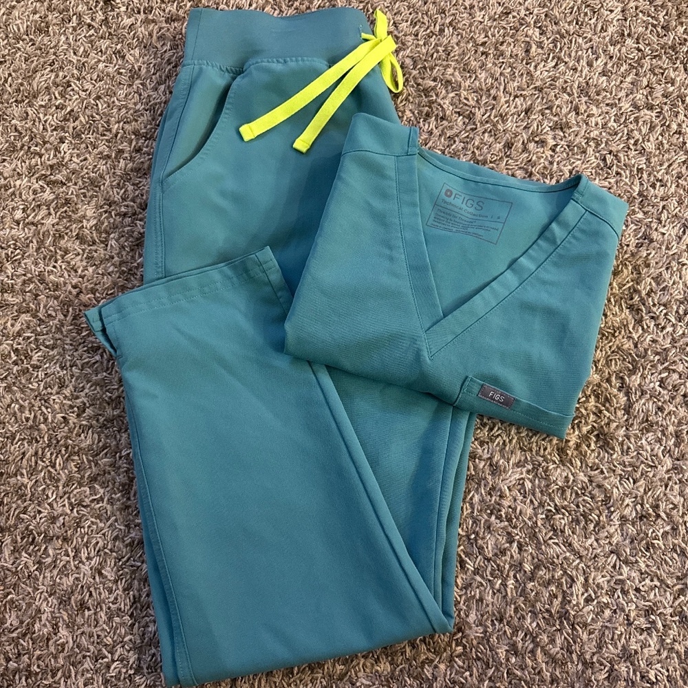 Figs Scrubs